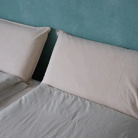Bed and Breakfast Colori Del Brebbia